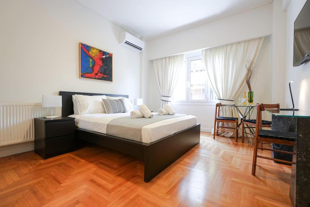Syntagma Square, 60Sqm Dream Suite Ateny Zewnętrze zdjęcie